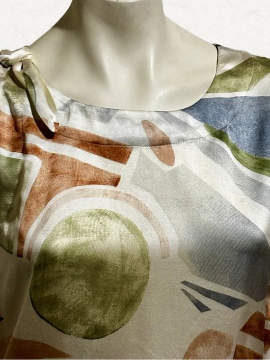 Anthro Maeve 100% Silk Geometric Tie Shoulder Blouse XS Boho - Picture 7 of 8